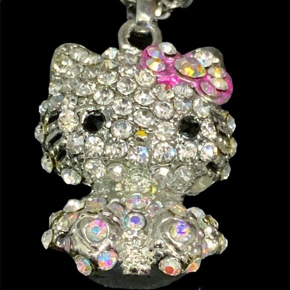 Hello kitty crystal pendant necklace pink bow 18” chain pendant 1” x .75” sweet - Picture 2 of 8